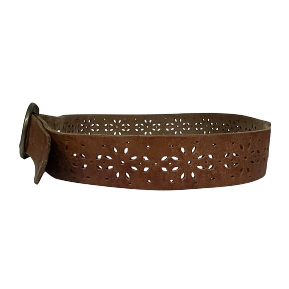 Lucky Brand Womens Leather Belt Sz Medium Brown Laser Cut Boho Brass Buckle - Picture 5 of 12